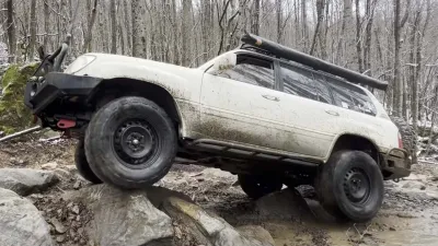 LX 470